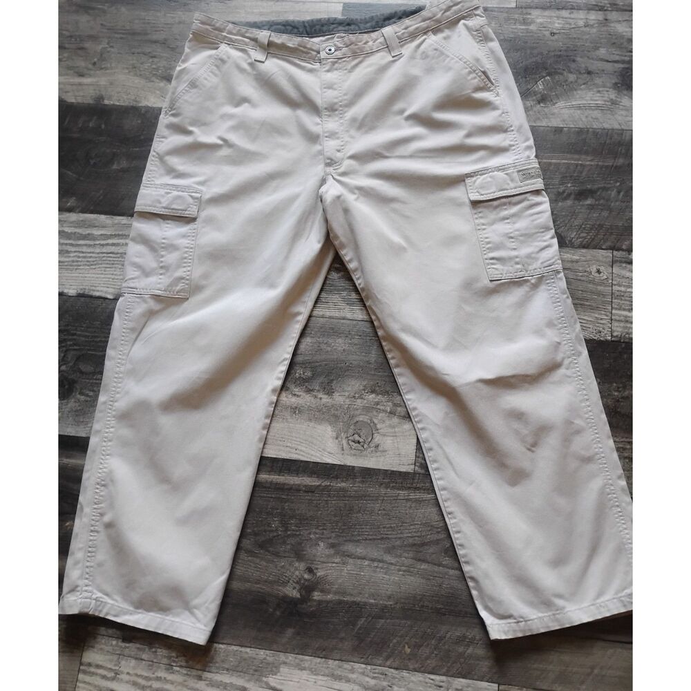 VF Jeanswear Men's Size 42X30  Beige Cargo Pants